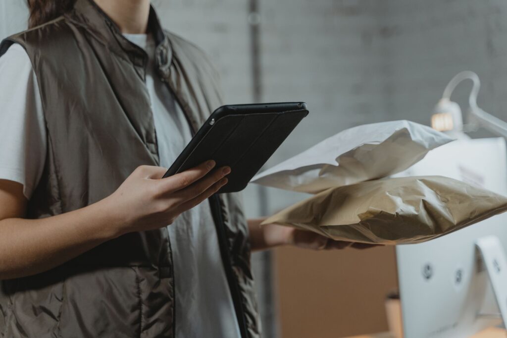 Free WooCommerce Multilingual Plugin for Product Attributes: How to Translate Store Filters Correctly